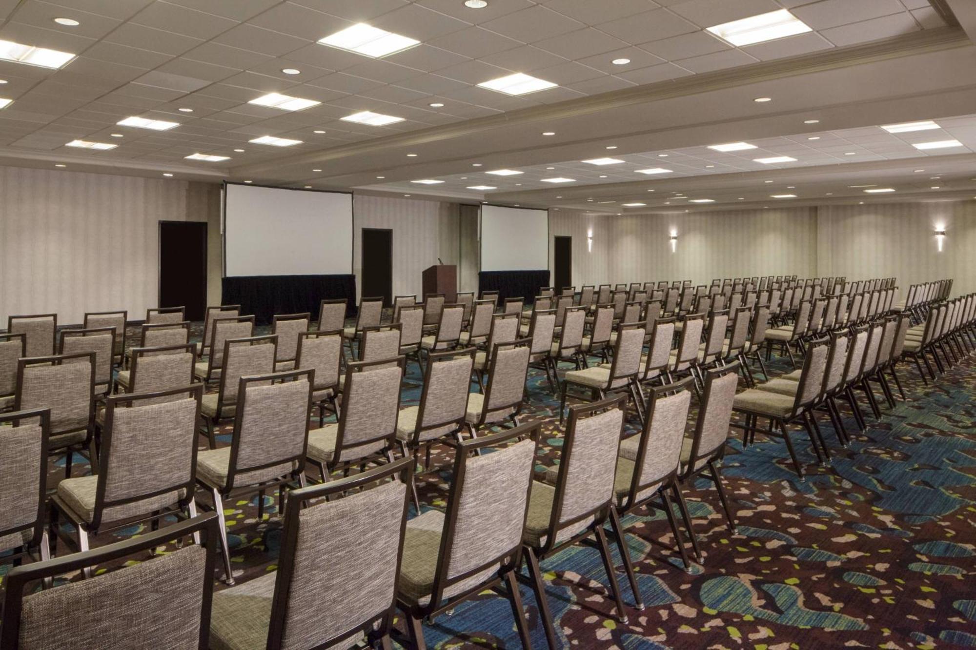 Dallas Marriott Suites Medical/Market Center Εξωτερικό φωτογραφία