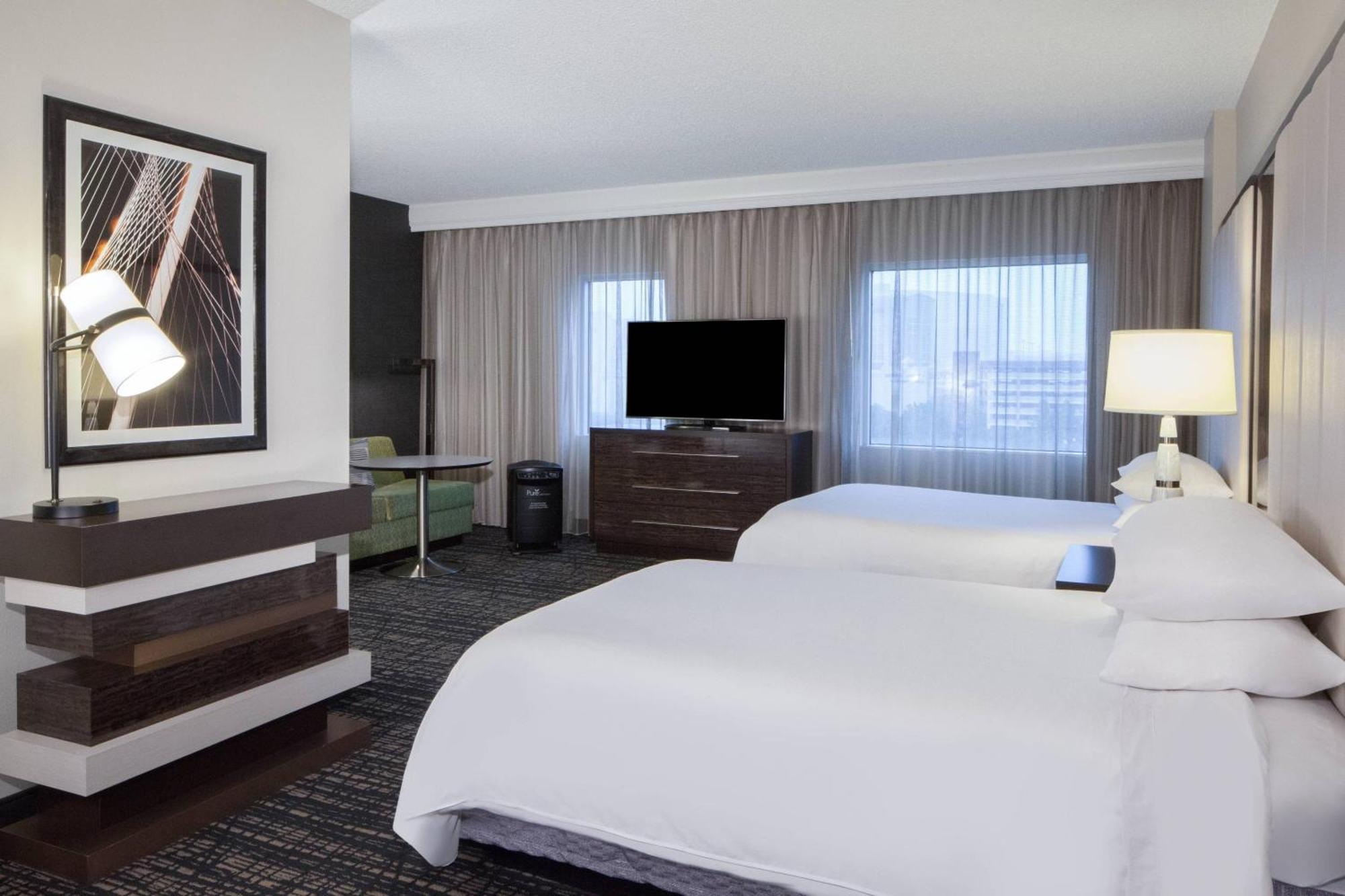 Dallas Marriott Suites Medical/Market Center Εξωτερικό φωτογραφία