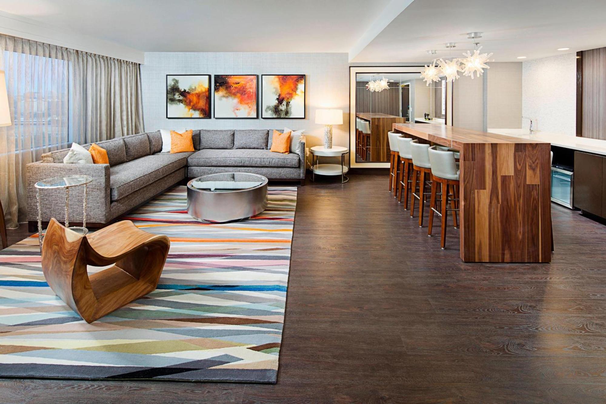 Dallas Marriott Suites Medical/Market Center Εξωτερικό φωτογραφία